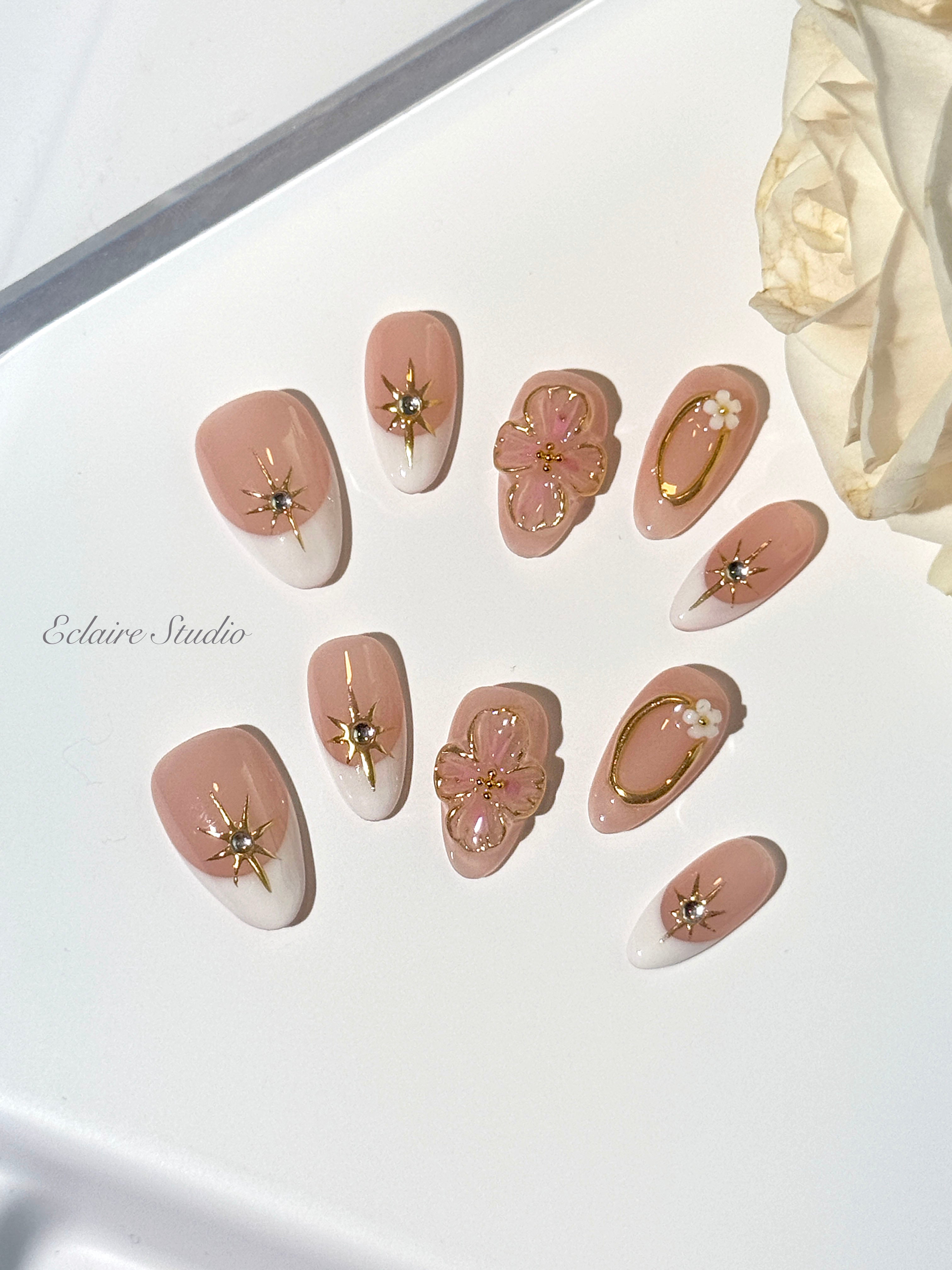 Golden Fleur