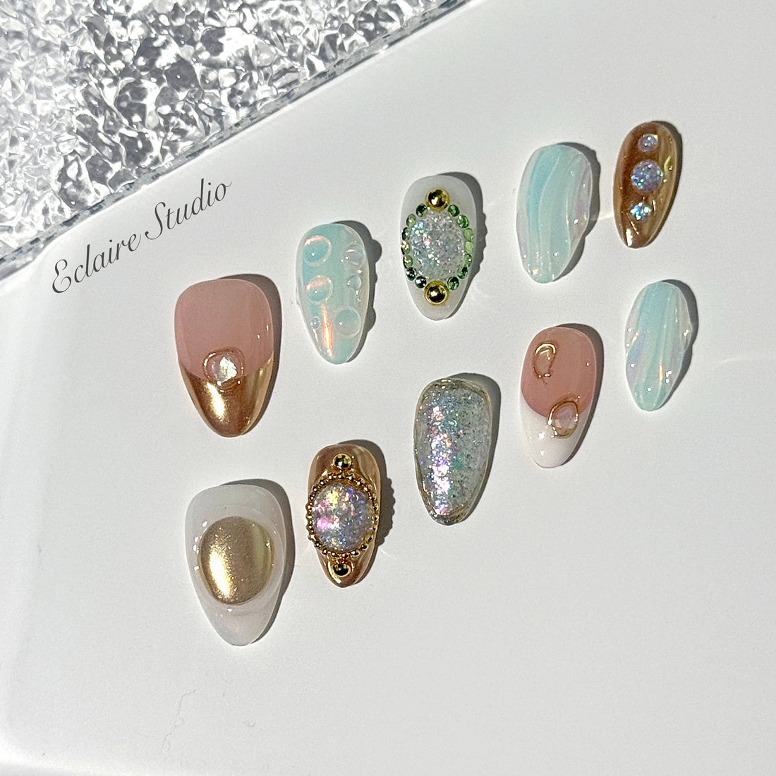 Falling Light 🍂✨