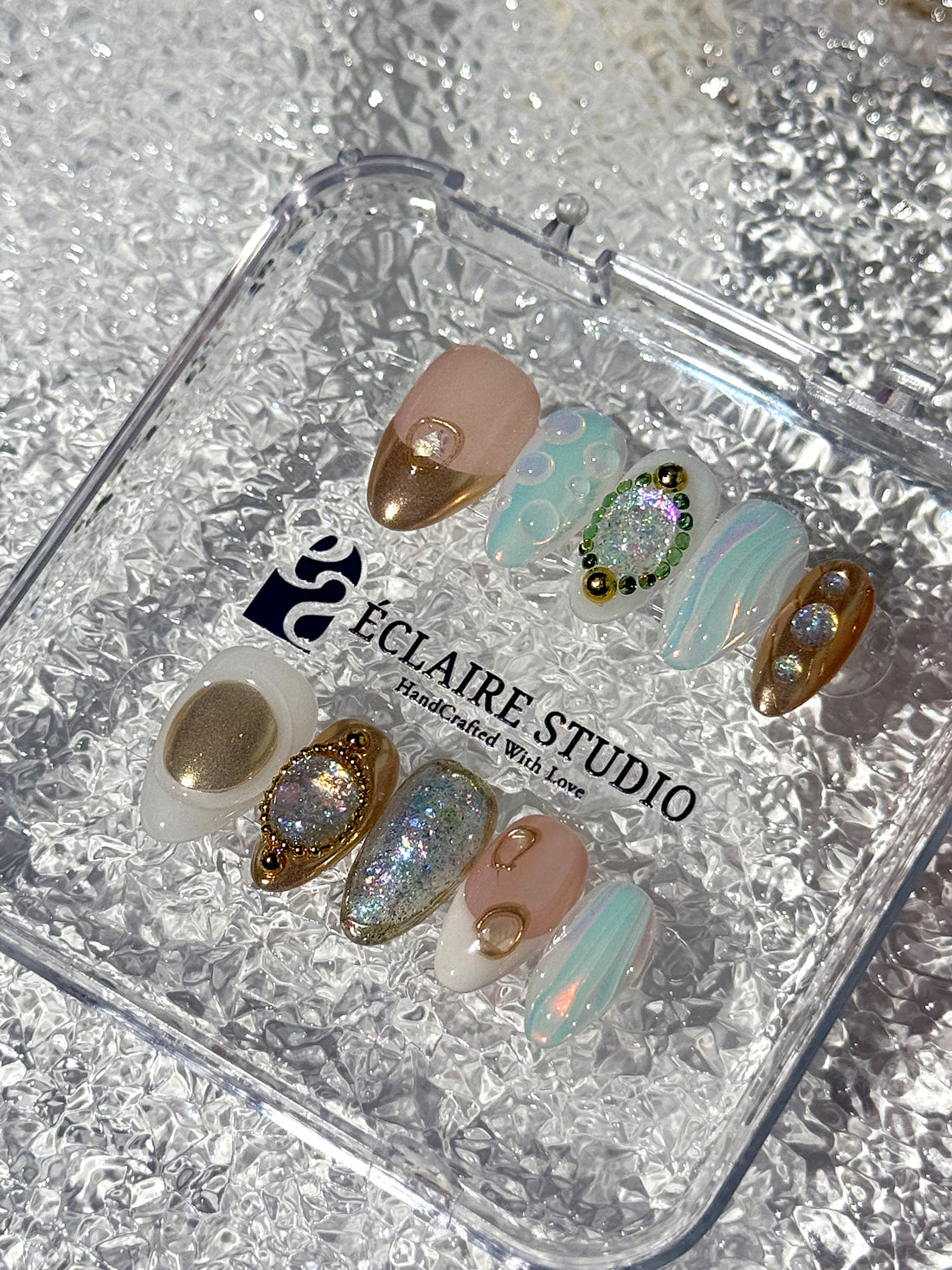 Falling Light 🍂✨