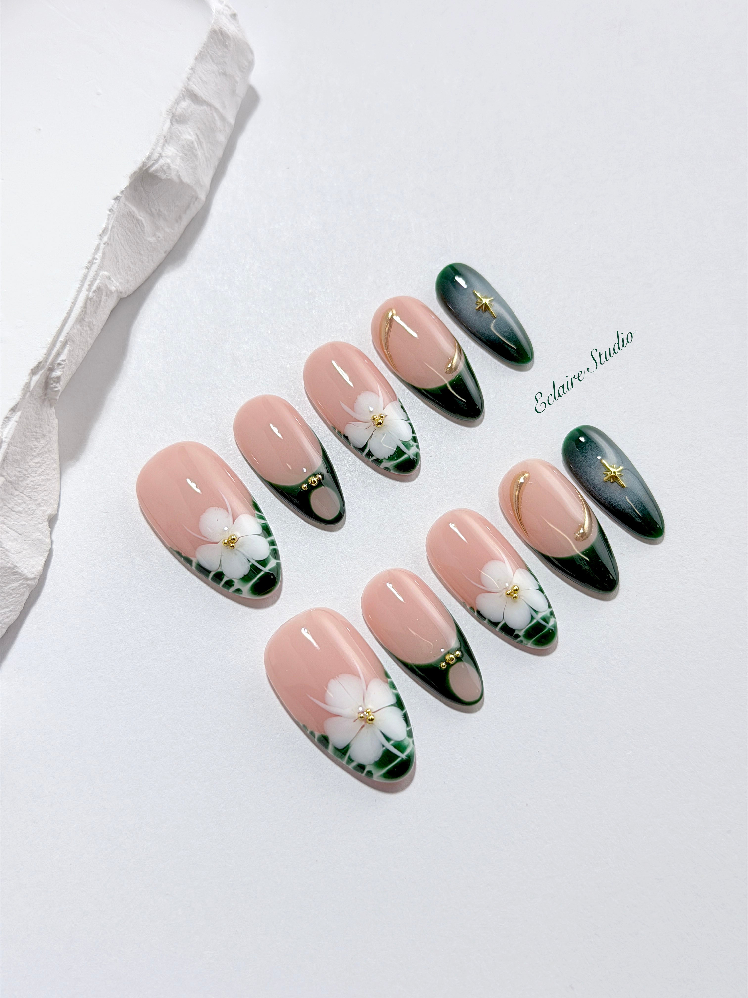 Jasmine rosy nude press-on nails with hand-painted jasmine blooms and gold accents – Éclaire Studio