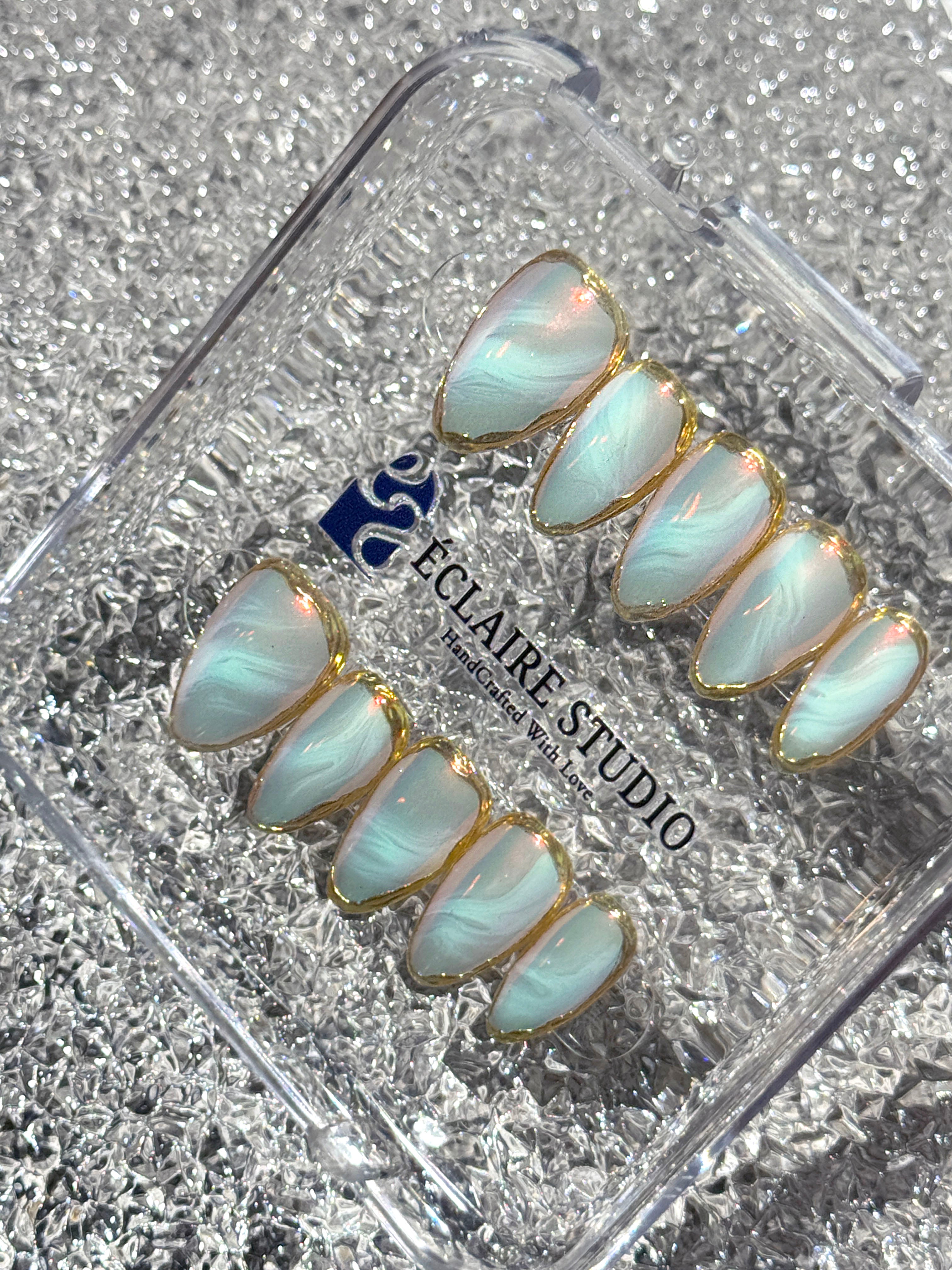 Opaline Aura 💫🐚👑