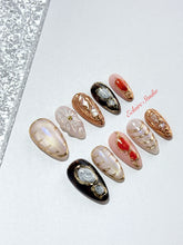 Treasure pearlescent cat-eye press-on nails with gold-bezeled amber, coral, agate and abalone inlays – Éclaire Studio