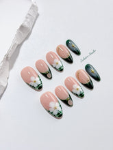 Jasmine rosy nude press-on nails with hand-painted jasmine blooms and gold accents – Éclaire Studio